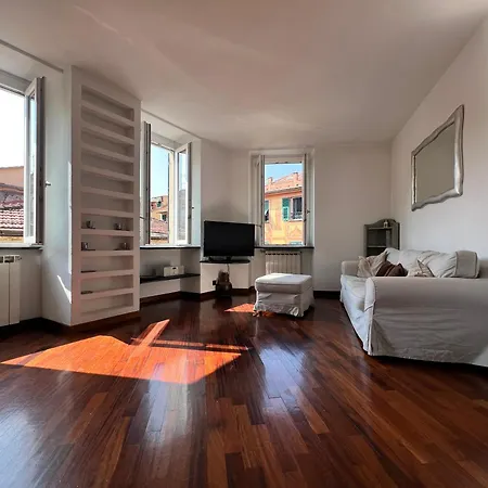 Casa Del Pozzo, 90 Mq, 2b 1b, Cozy Top-floor Ligurian Stay, No Lift, Steps From The Sea *