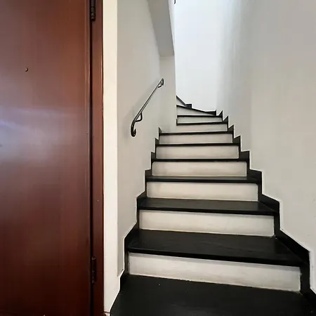 Casa Del Pozzo, 90 Mq, 2b 1b, Cozy Top-floor Ligurian Stay, No Lift, Steps From The Sea