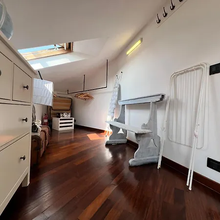 Casa Del Pozzo, 90 Mq, 2b 1b, Cozy Top-floor Ligurian Stay, No Lift, Steps From The Sea شقة