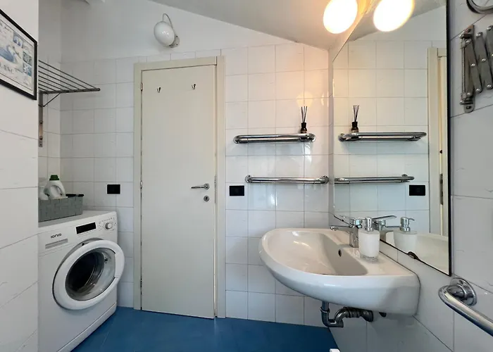 Casa Del Pozzo, 90 Mq, 2b 1b, Cozy Top-floor Ligurian Stay, No Lift, Steps From The Sea Апартаменты