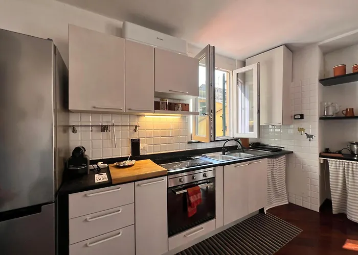 Casa Del Pozzo, 90 Mq, 2b 1b, Cozy Top-floor Ligurian Stay, No Lift, Steps From The Sea Апартаменты