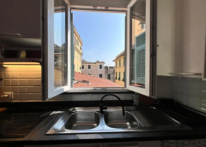 Апартаменты Casa Del Pozzo, 90 Mq, 2b 1b, Cozy Top-floor Ligurian Stay, No Lift, Steps From The Sea *