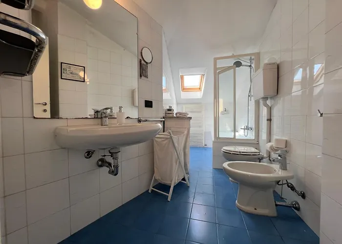 Casa Del Pozzo, 90 Mq, 2b 1b, Cozy Top-floor Ligurian Stay, No Lift, Steps From The Sea Апартаменты Рапалло