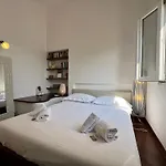 Apartment Casa Del Pozzo, 90 Mq, 2b 1b, Cozy Top-floor Ligurian Stay, No Lift, Steps From The Sea