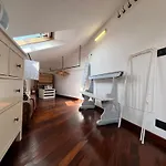 Casa Del Pozzo, 90 Mq, 2b 1b, Cozy Top-floor Ligurian Stay, No Lift, Steps From The Sea Apartment