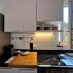 Casa Del Pozzo, 90 Mq, 2b 1b, Cozy Top-floor Ligurian Stay, No Lift, Steps From The Sea * Rapallo