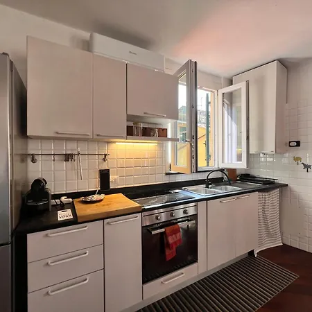 Casa Del Pozzo, 90 Mq, 2b 1b, Cozy Top-floor Ligurian Stay, No Lift, Steps From The Sea アパート