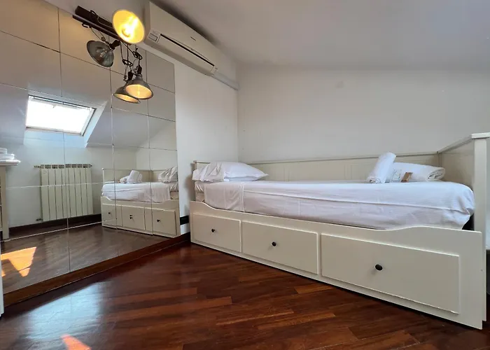 Casa Del Pozzo, 90 Mq, 2b 1b, Cozy Top-floor Ligurian Stay, No Lift, Steps From The Sea Appartamento