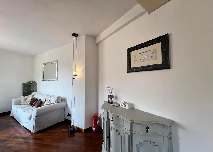 Casa Del Pozzo, 90 Mq, 2b 1b, Cozy Top-floor Ligurian Stay, No Lift, Steps From The Sea Apartment *